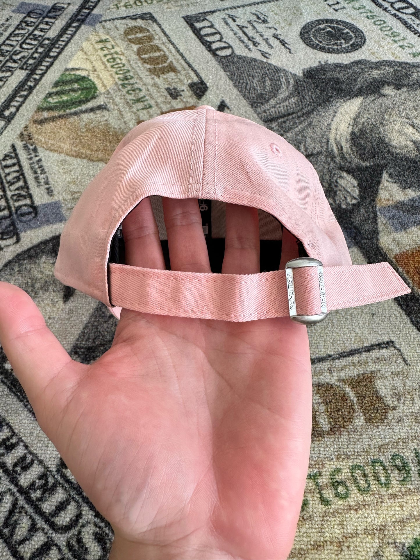 New York Yankees MLB League Essential Pastel Pink 9FORTY Adjustable Cap