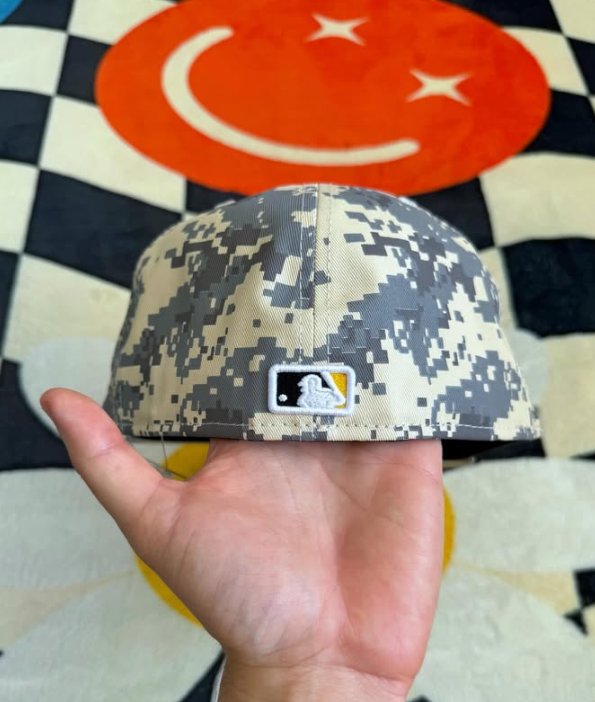 Supreme MLB Box Logo New Era 59Fifty - Pirates