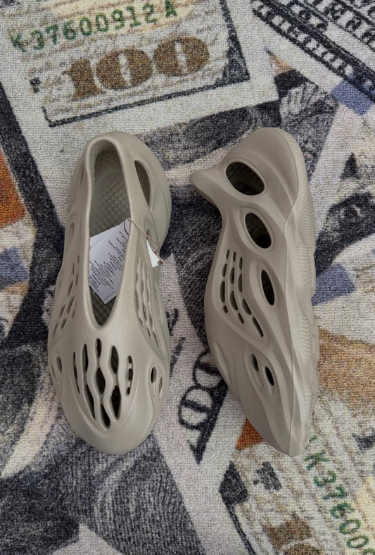 Adidas Yeezy Foam Runner