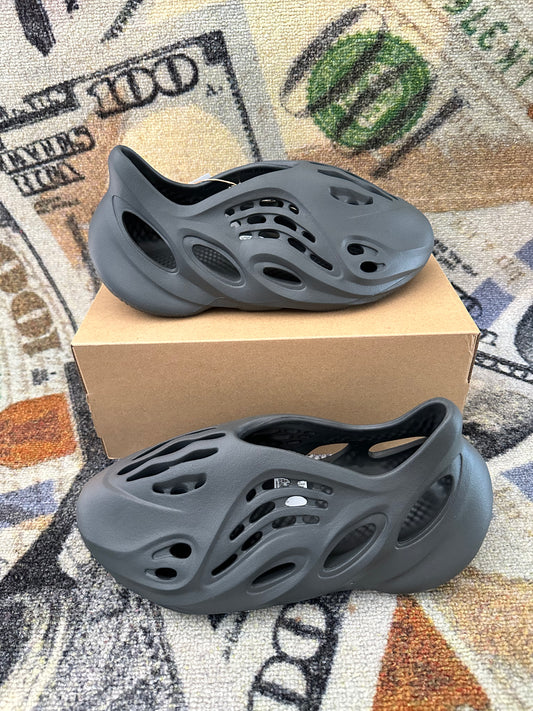 Adidas Yeezy Foam Runner