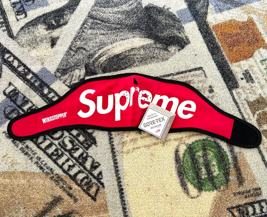 SUPREME LOGO FACEMASK RED