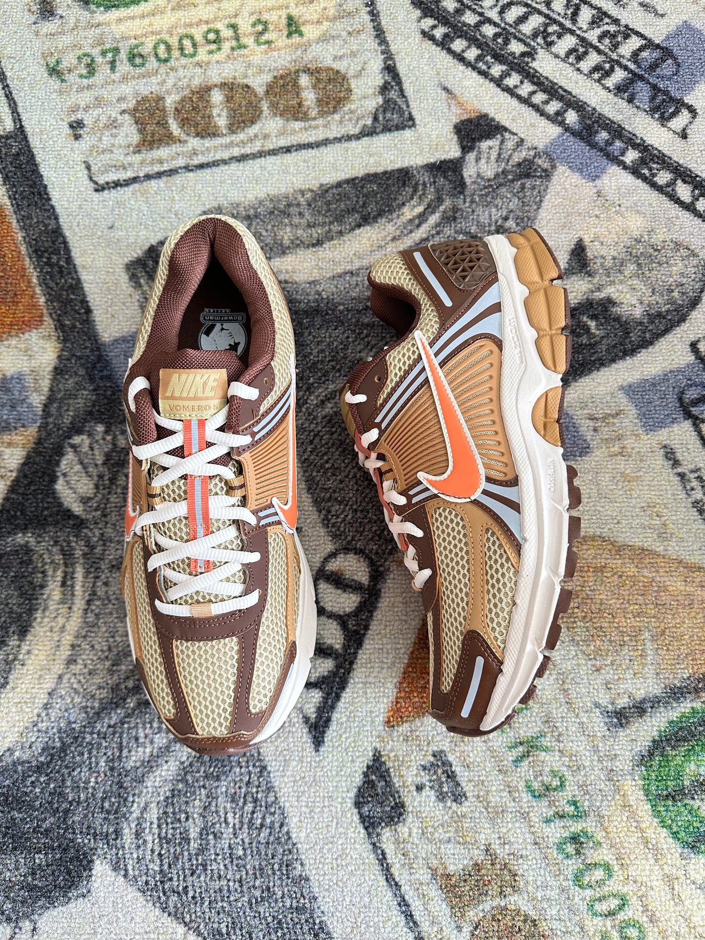 Nike Zoom Vomero – Brown / Orange