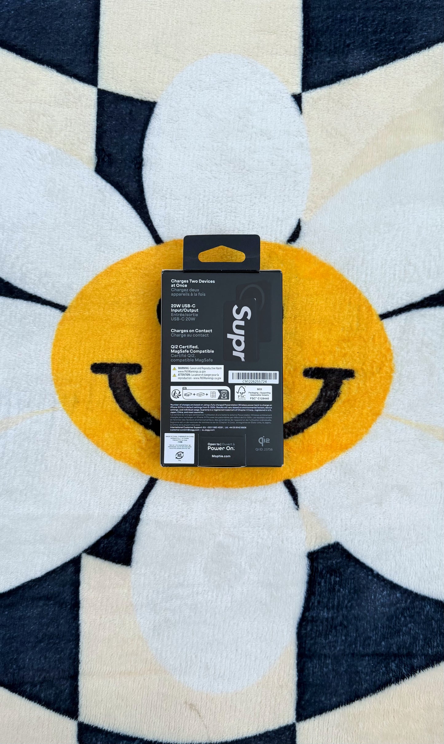SUPREME MOPHIE QI2 MAGSAFE POWERSTATION