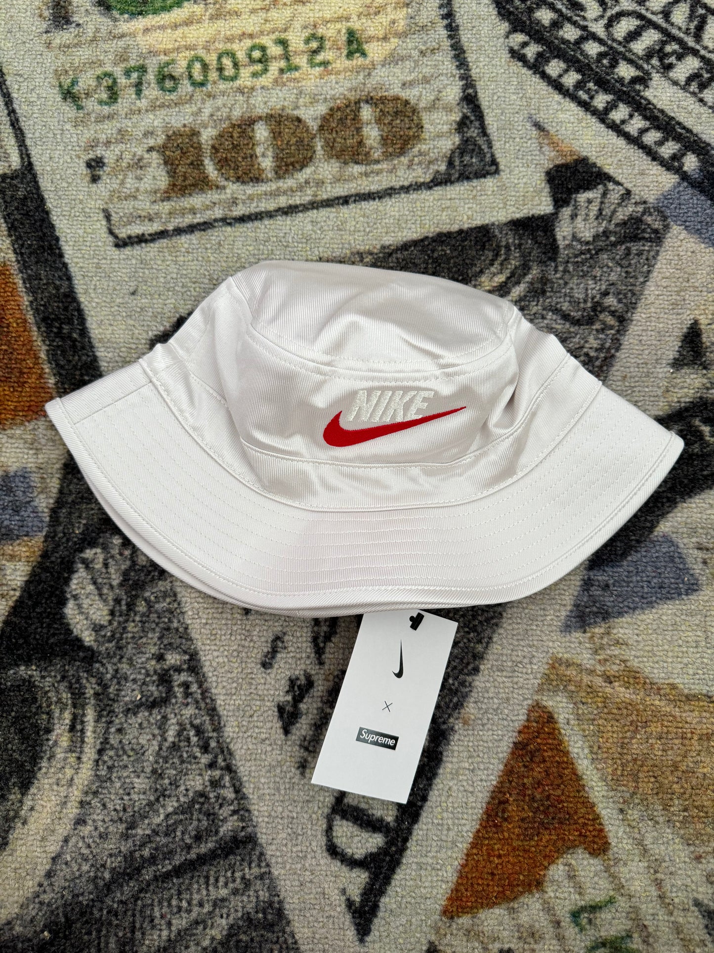 Supreme × Nike Dazzle Crusher – White