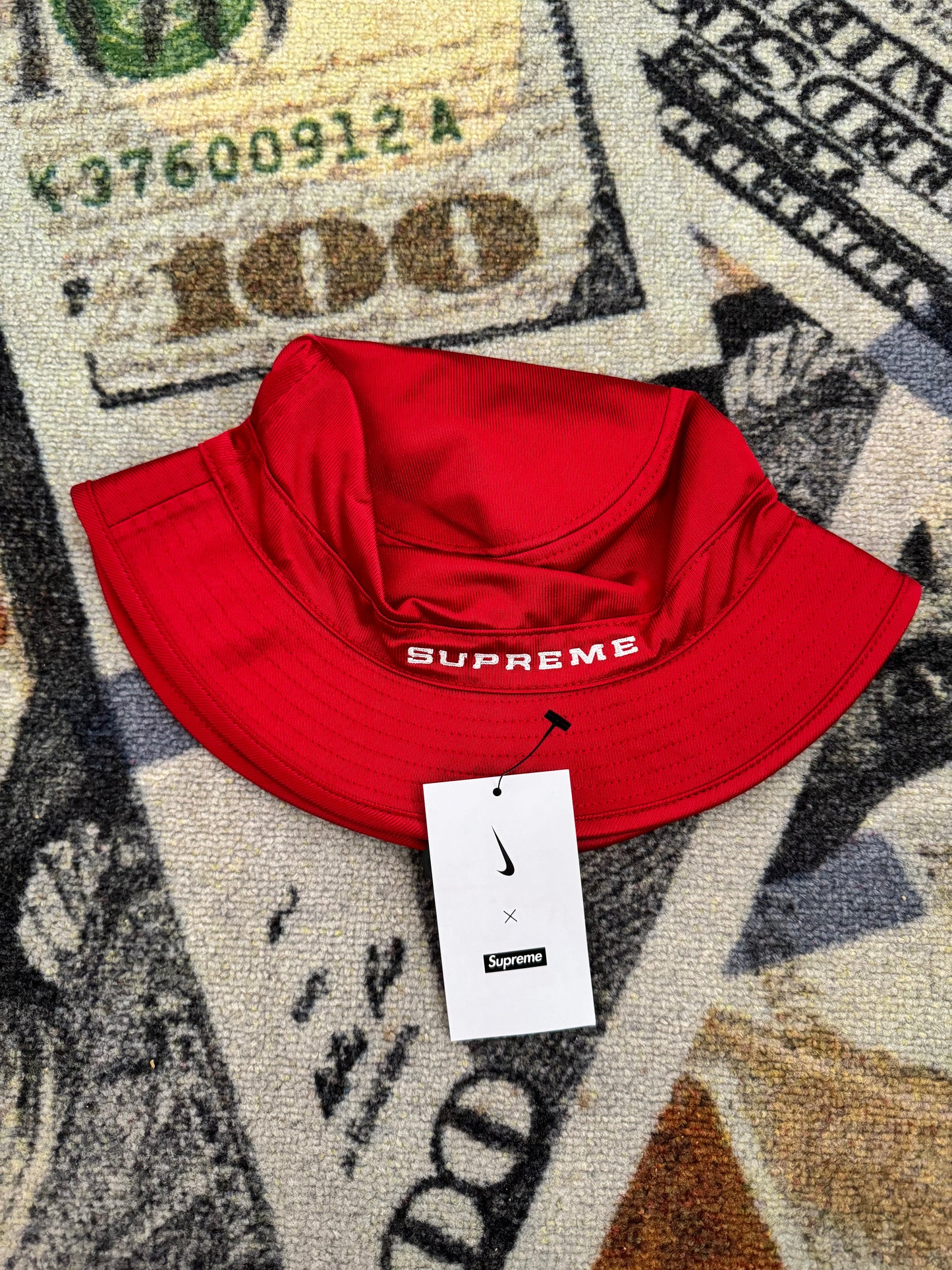 Supreme × Nike Dazzle Crusher – Red