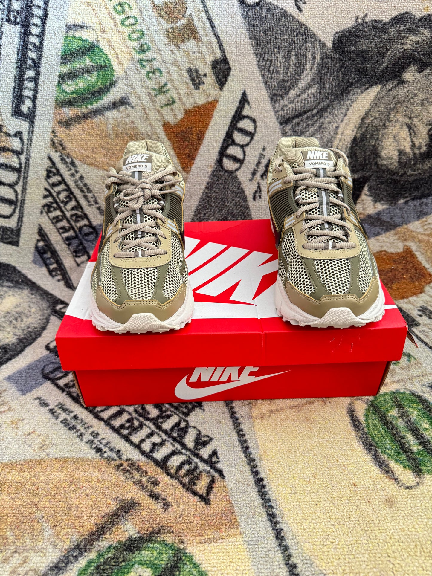 Nike Air Zoom Vomero 5 – Neutral Olive