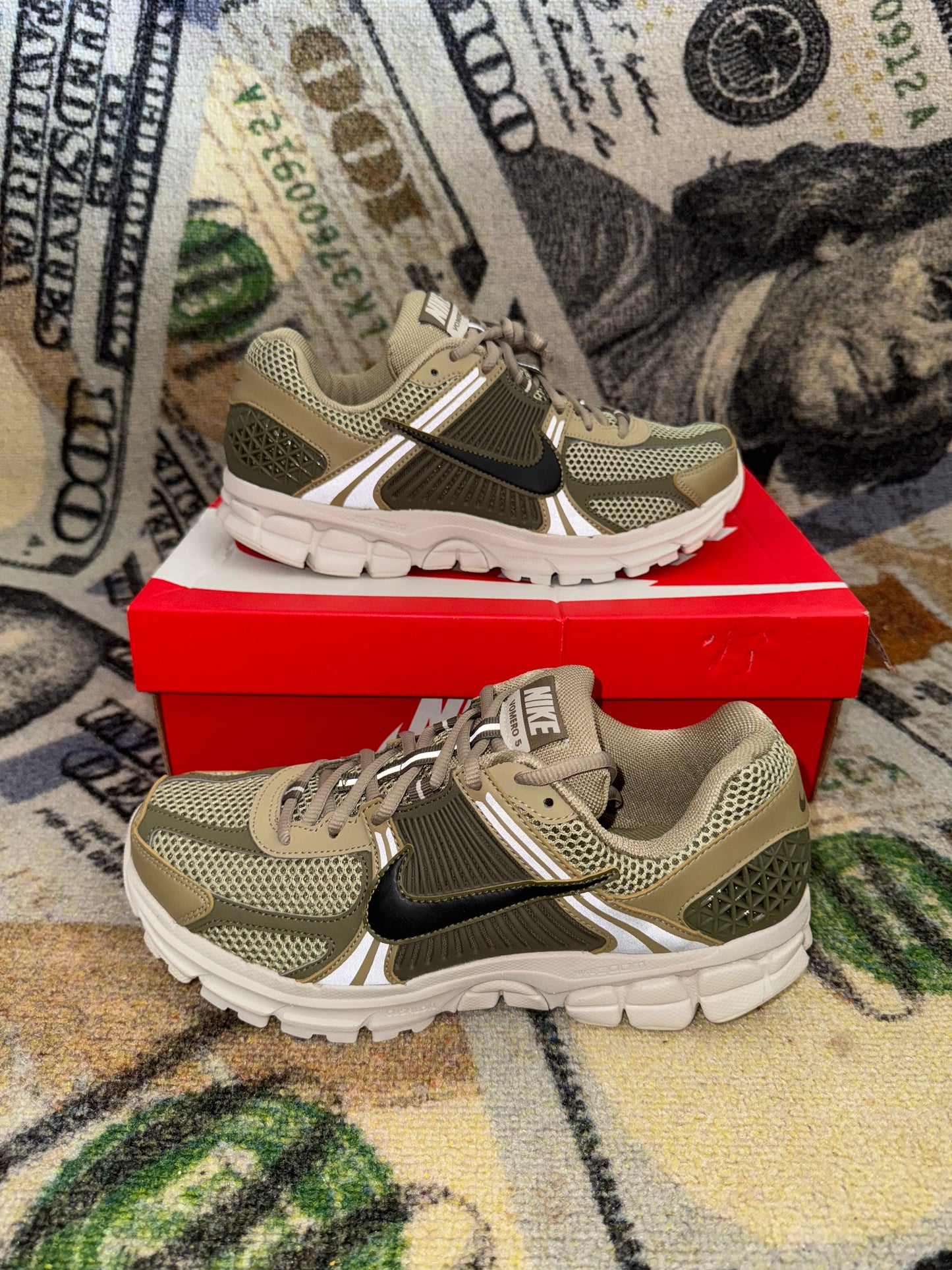 Nike Air Zoom Vomero 5 – Neutral Olive