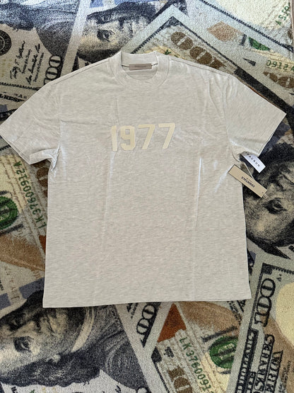 Fear of God Essentials Essentials Tee – Light Oatmeal