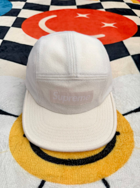 Supreme wool camp cap – white