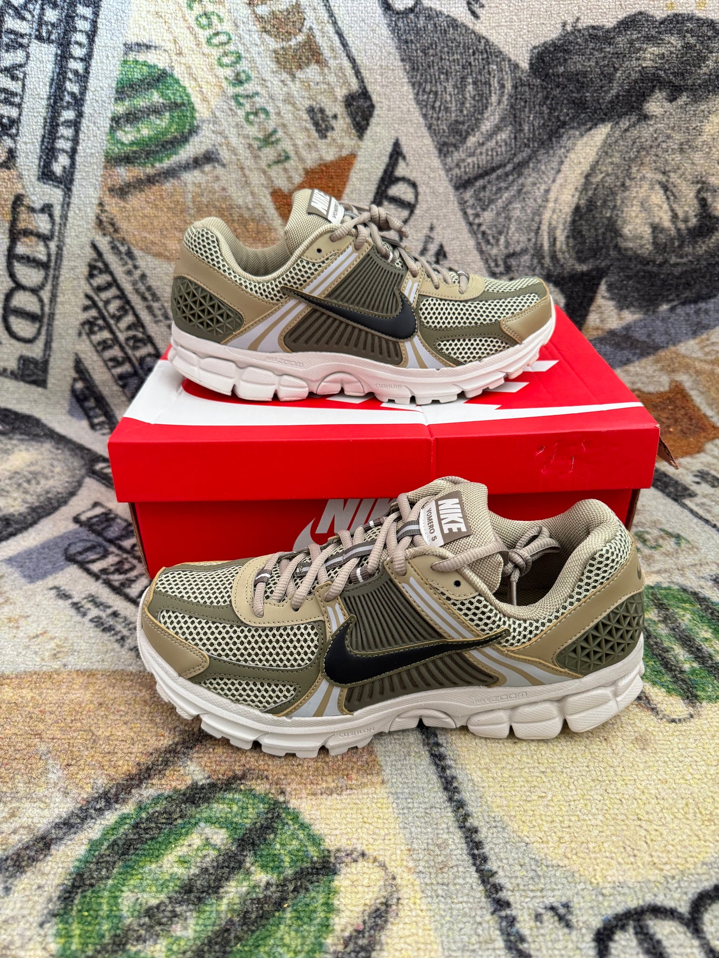 Nike Air Zoom Vomero 5 – Neutral Olive