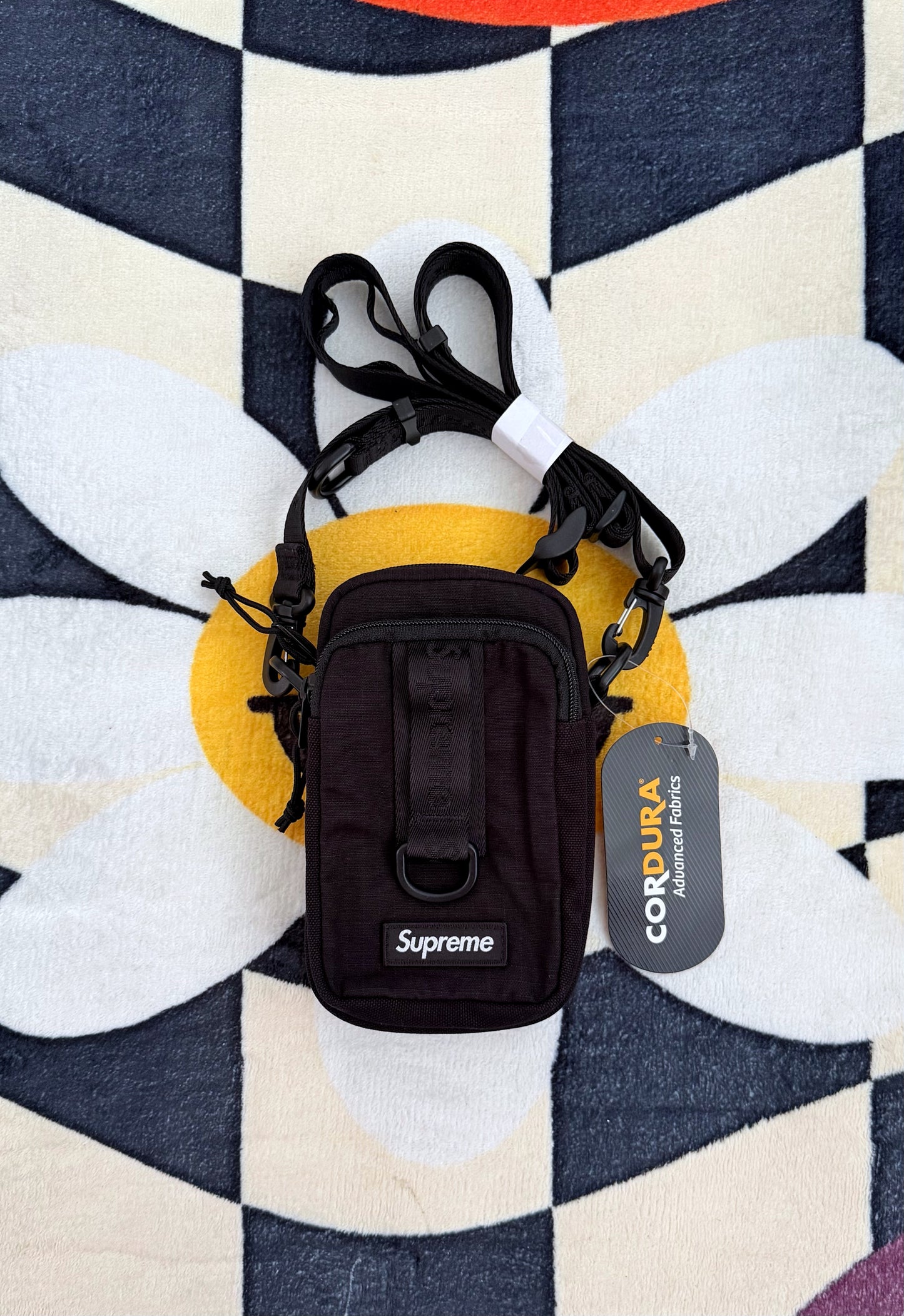 SUPREME SHOULDER BAG BLACK