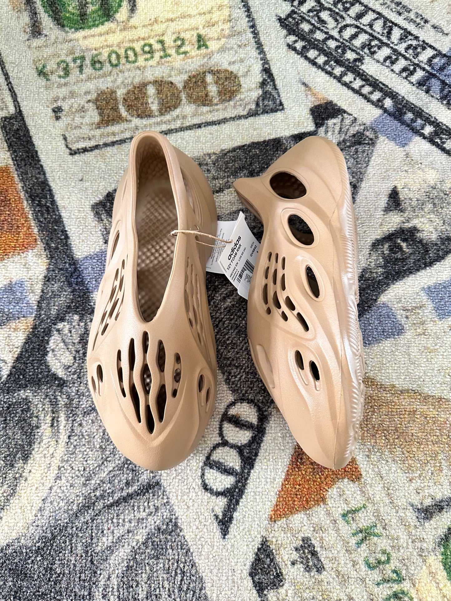 Adidas Yeezy Foam Runner