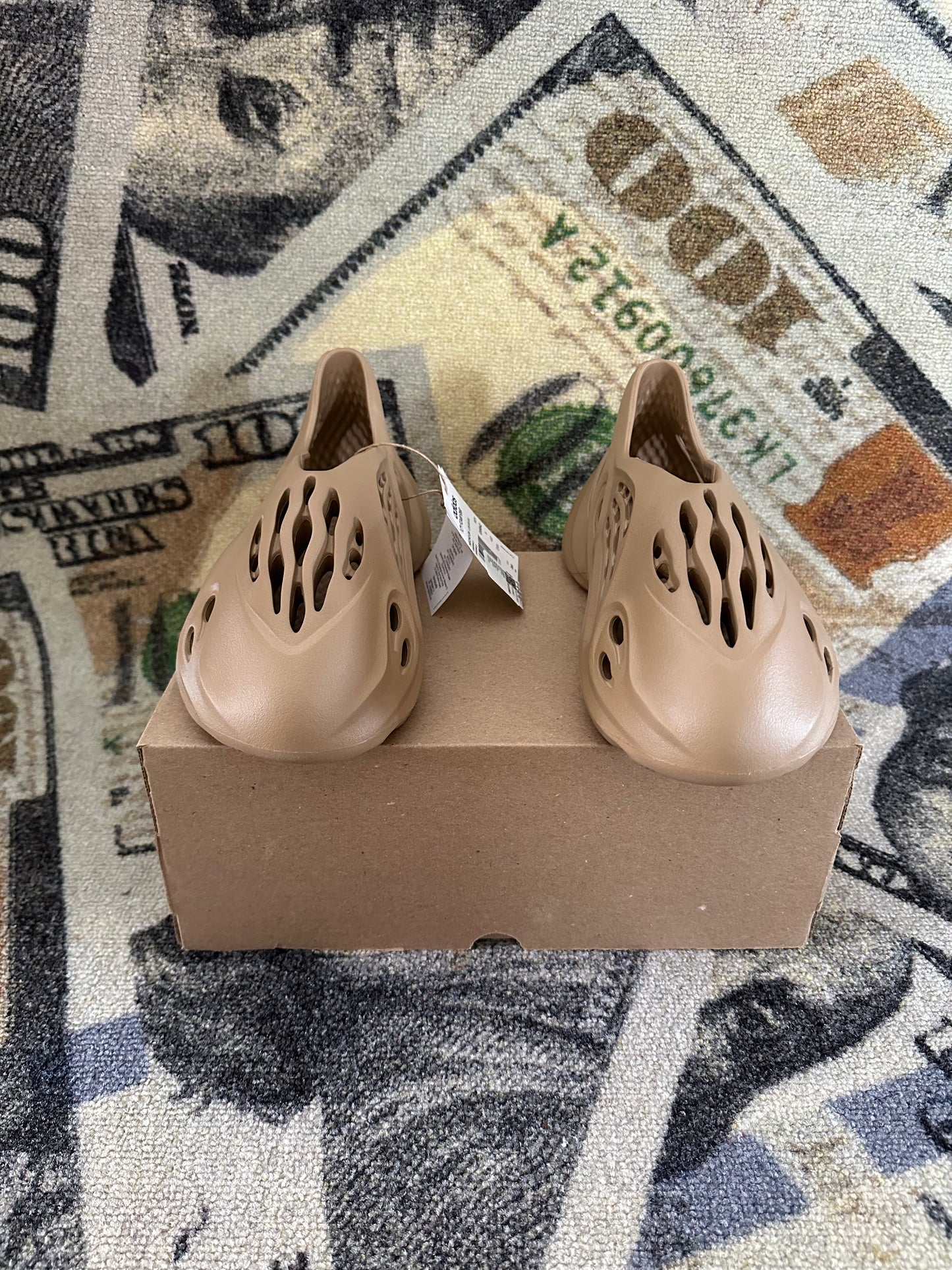 Adidas Yeezy Foam Runner