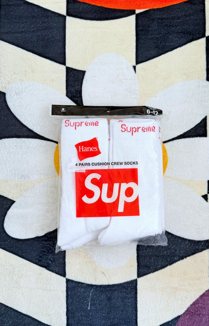 Supreme x Hanes Crew Socks 4-Pack