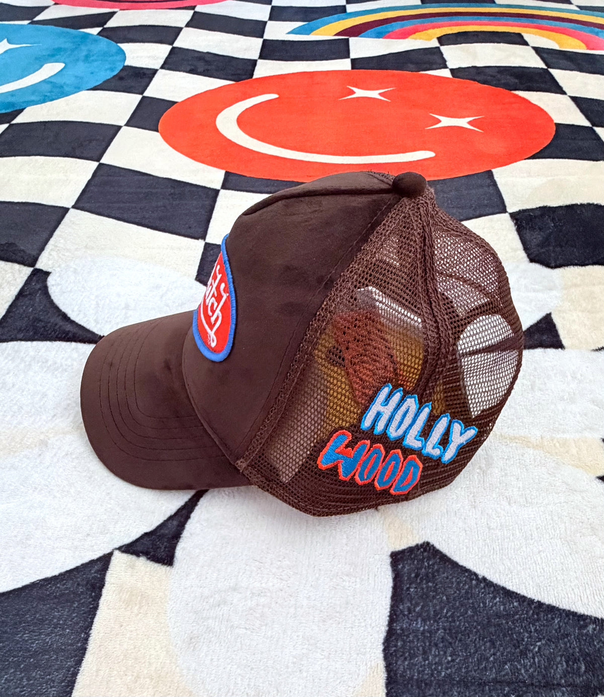 Von Dutch Hollywood Velvet Trucker Hat – Brown