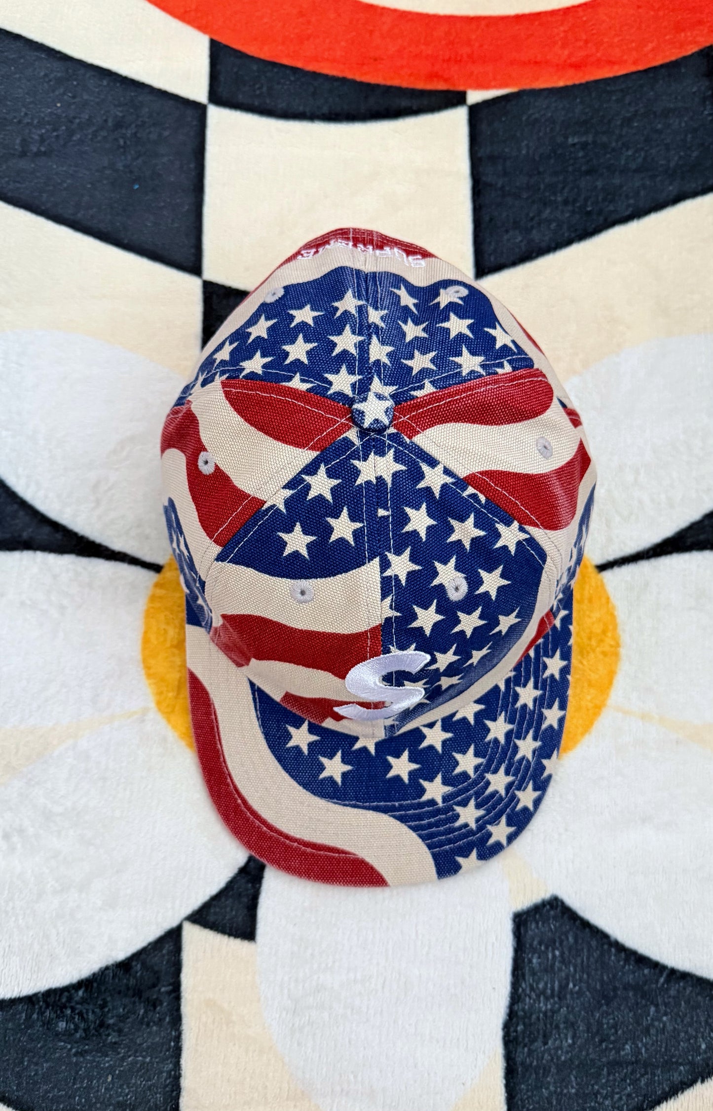 Supreme Pigment Coated S Logo 6-Panel – Flag